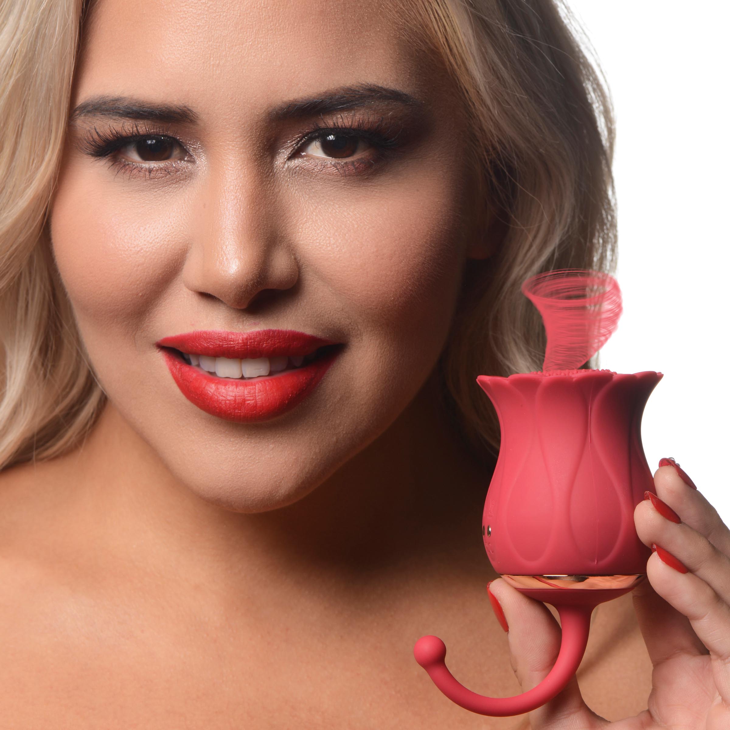 ag928-female-model-001